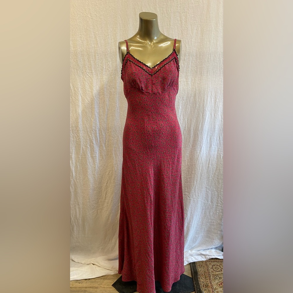 Red Maxi Slip Dress with Spaghetti Straps for Cocktail